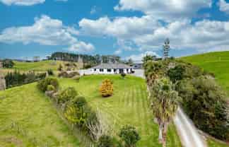 40 Borrows Road, Wellsford