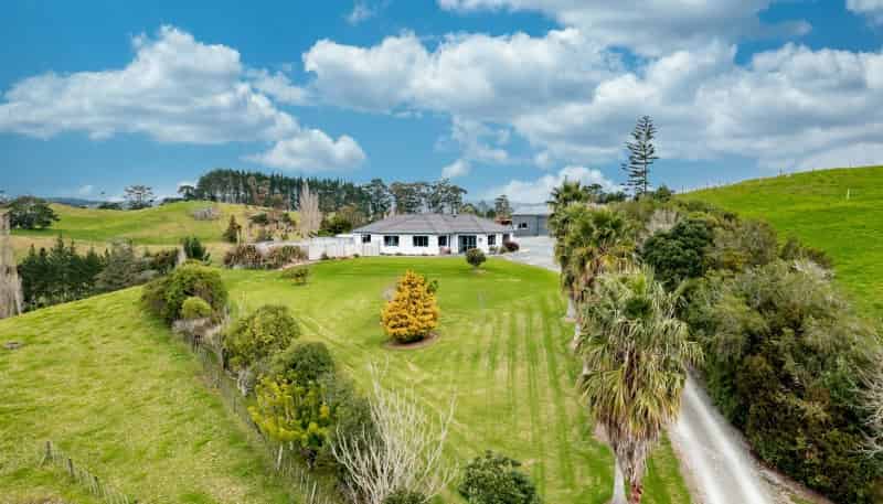 40 Borrows Road, Wellsford