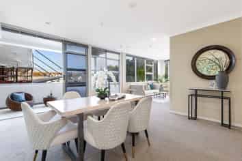 2J/21 Hargreaves Street, Saint Marys Bay