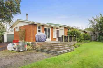 358 Levers Road, Matua
