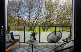 16/8 Dock Street, Auckland Central