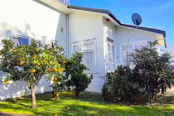 A/9 Paulange Place, Pakuranga Heights