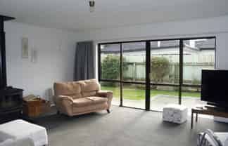 90 Lowe Street, Avenal