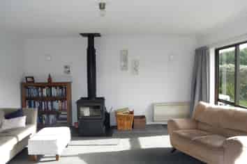 90 Lowe Street, Avenal