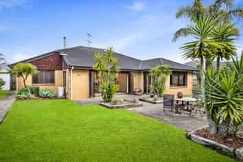 33 Te Wharau Drive, Greenhithe