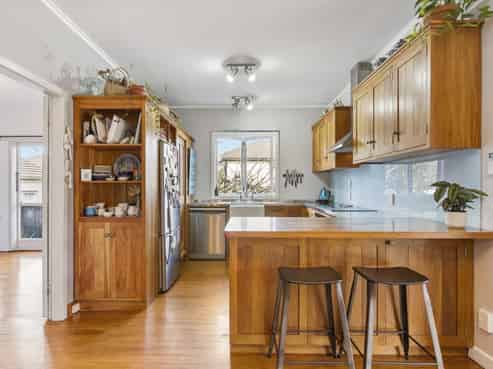 2/135 Bucklands Beach Road, Bucklands Beach