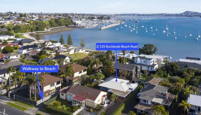 2/135 Bucklands Beach Road, Bucklands Beach