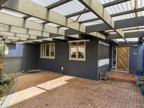 2/135 Bucklands Beach Road, Bucklands Beach