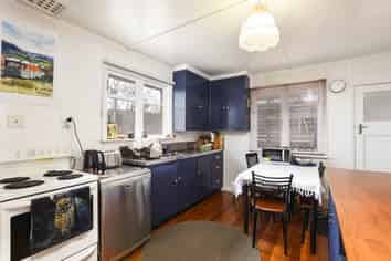 313 Pine Hill Road, Pine Hill