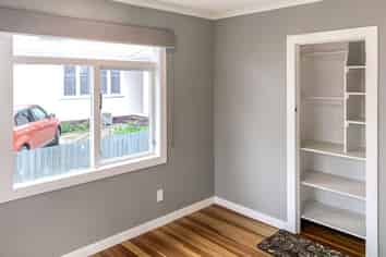 4 Sinclair Avenue, Westbrook