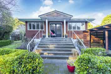 44 Rakiura Parade, Otatara