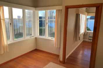 17 Edmund Street, Saint Heliers