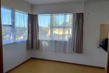 29 Downing St, Glenfield