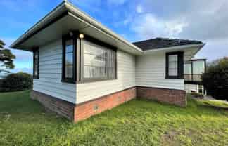 350 Hillsborough Road, Mount Roskill