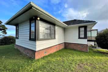 350 Hillsborough Road, Mount Roskill