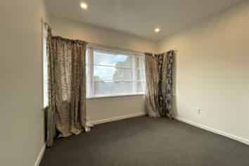 350 Hillsborough Road, Mount Roskill