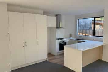 4/119 Maeroa Road, Maeroa