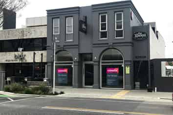 Position Perfect on Victoria