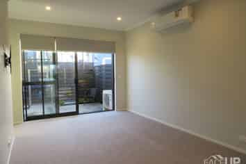 39 Nugget Avenue, Hobsonville