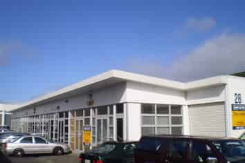 Quality Ground floor offices plus 3 car parks.   U