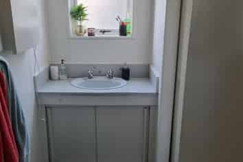 3/10 Eason Street, Victoria