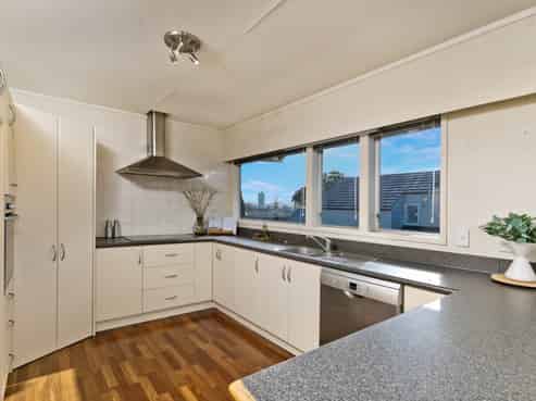 3/276 Hurstmere Road, Takapuna