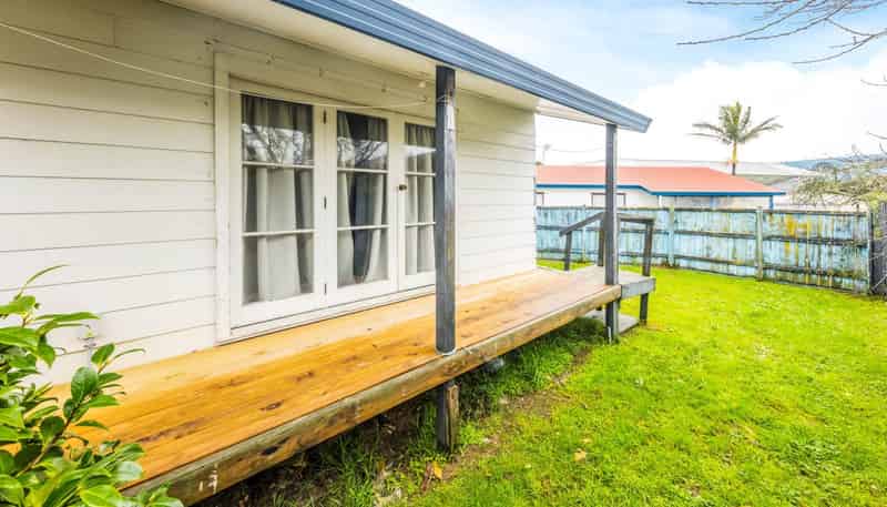 2/149A Favona Road, Favona