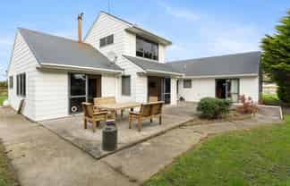 186 Awahuri Feilding Road, 