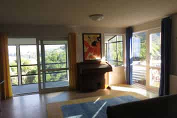 18 John Witton Drive, Crofton Downs