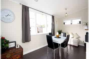 51 Stout Street, Shannon