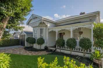 31 Canal Road, Avondale