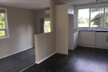 12A Isobel Road, Greenhithe