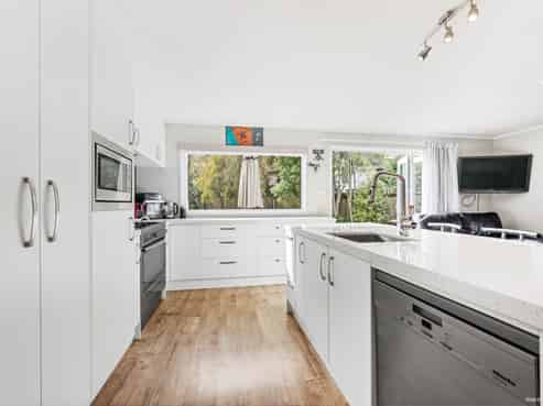 22 Edgware Road, West Harbour