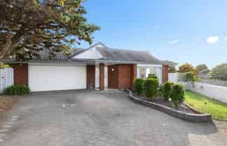 22 Carriage Close, Northpark