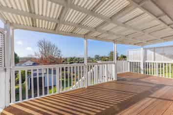 6 Hatherlow Street, Glenfield