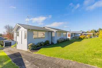 6 Hatherlow Street, Glenfield