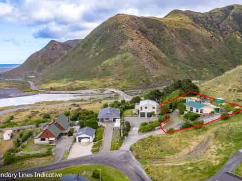 5 Mangatoetoe Grove, Cape Palliser