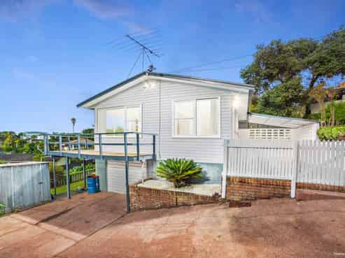 22B Chivalry Road, Glenfield