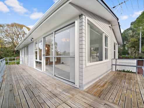 22B Chivalry Road, Glenfield