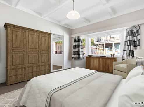 518E West Coast Road, Oratia