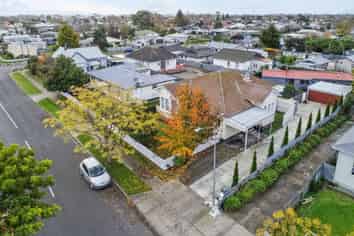 1004 Outram Road, Akina