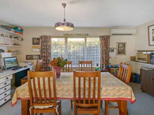 5 Chatswood Place, Bishopdale