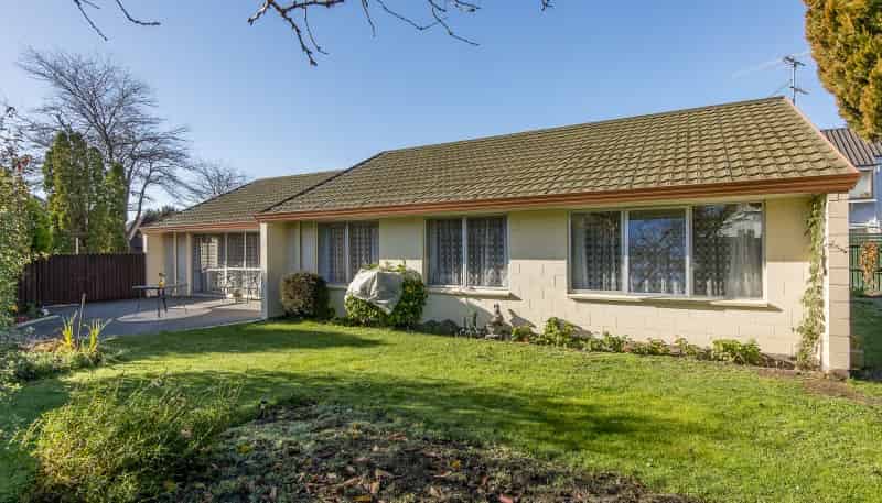 5 Chatswood Place, Bishopdale