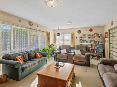 5 Chatswood Place, Bishopdale