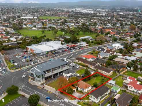 8 Flanshaw Road, Te Atatu South