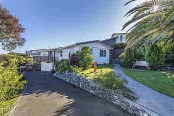 6 Finn Place, Titahi Bay