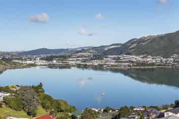 6 Finn Place, Titahi Bay