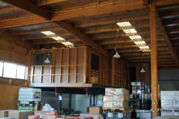 Drury Warehouse within 1 min of SH1