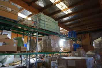 Drury Warehouse within 1 min of SH1