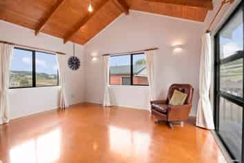 4 Frances Place, Hunua